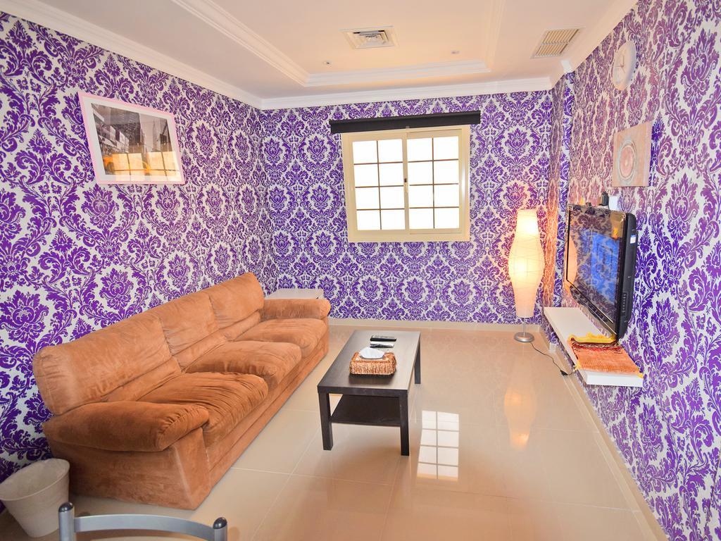 Mahboula شقق ليدر١ الغرفة الصورة